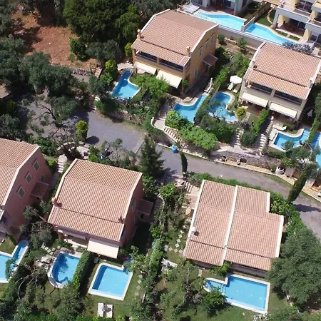 La Riviera Seaside & Ξενοδοχείο με διαμερίσματα Μπαρμπάτι